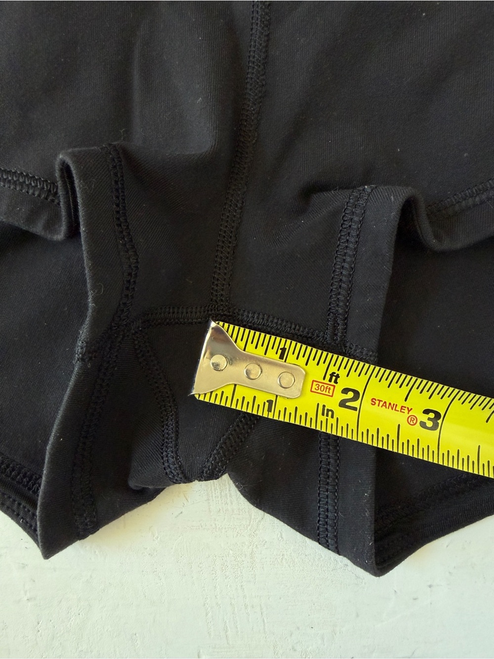 Lululemon Wunder Black Short *Full-On Luon 2" Size 8 - Picture 9 of 9
